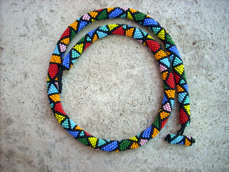 Free pattern for beaded crochet rope Harlequin Beads Magic