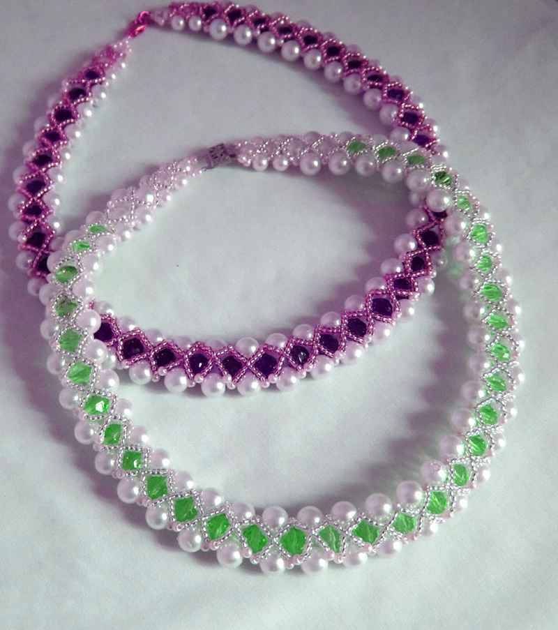 Free pattern for beutiful beaded necklace Beads Magic