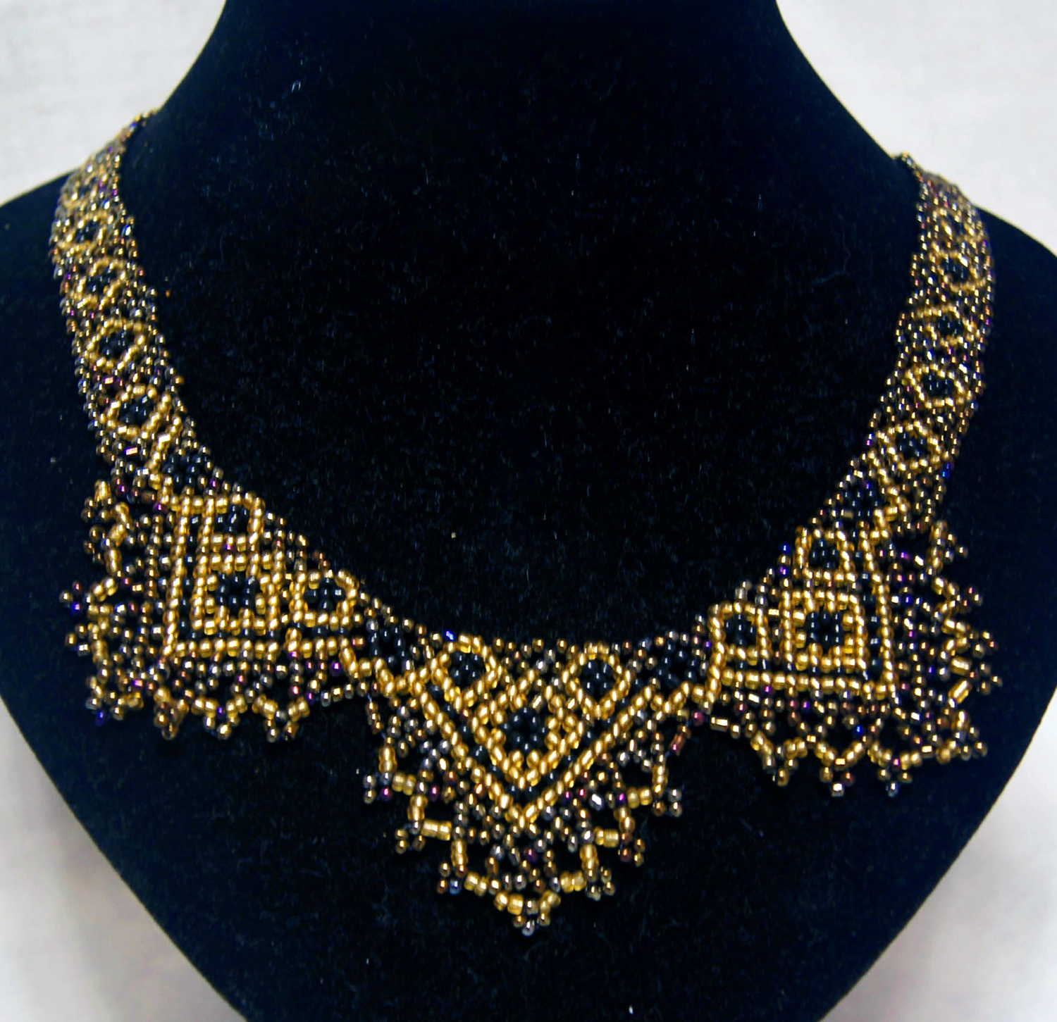 free-pattern-for-beaded-necklace-sultan-beads-magic