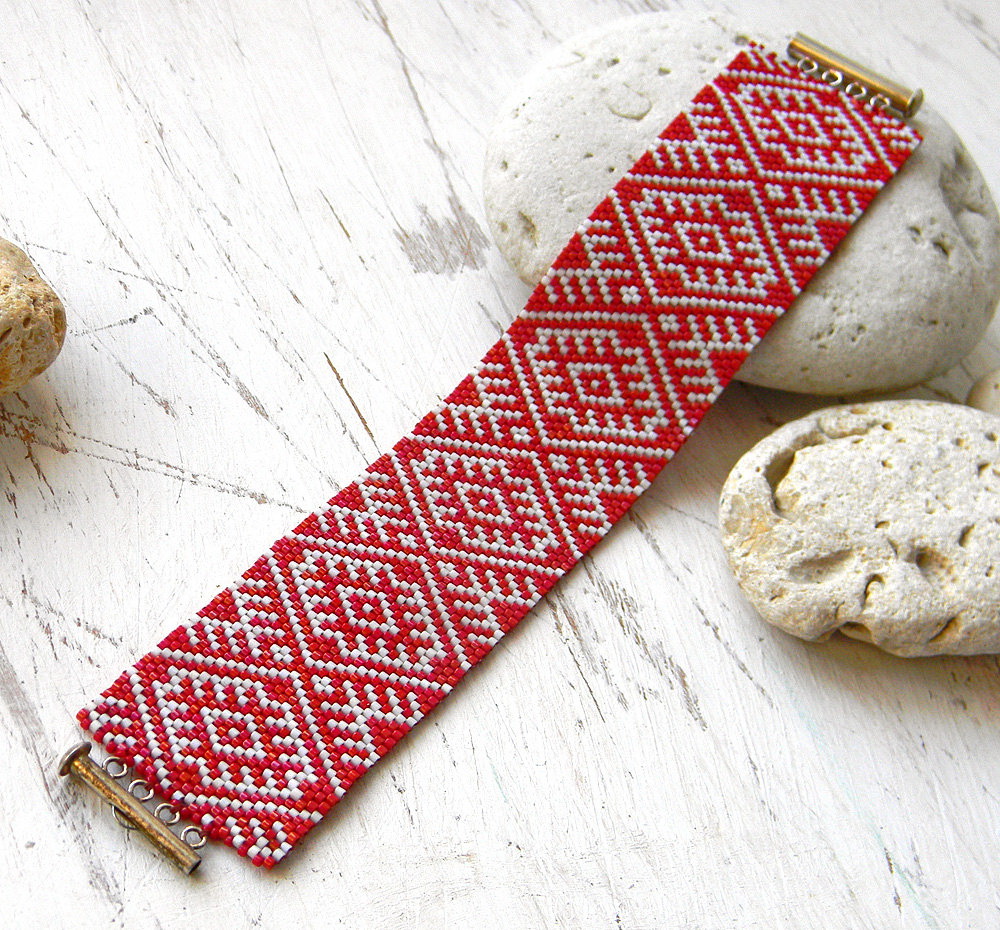Free Peyote Pattern For Christmas Bracelet From Anabel Beads Magic