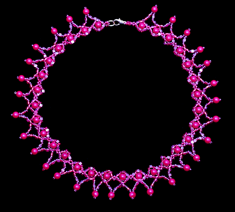 free-pattern-beading-necklace-tutorial-1