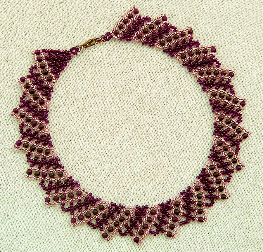 free-tutorial-beaded-necklace-1