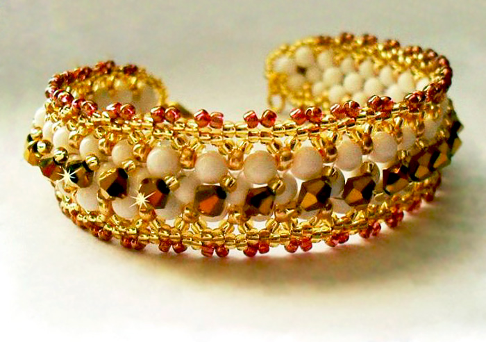 Free pattern for beaded bracelet Pavone | Beads Magic
