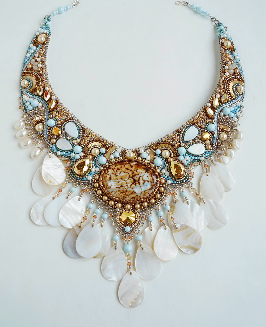 Amazing bead embroidered jewelry by Guzel Bakeeva | Beads Magic