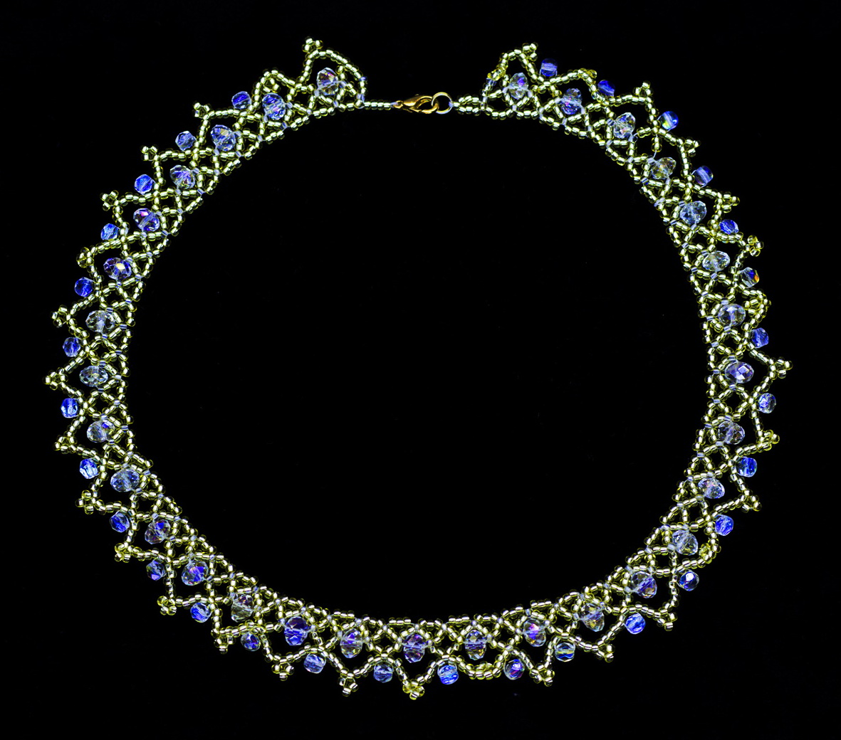 free-beading-pattern-necklace-tutorial-1