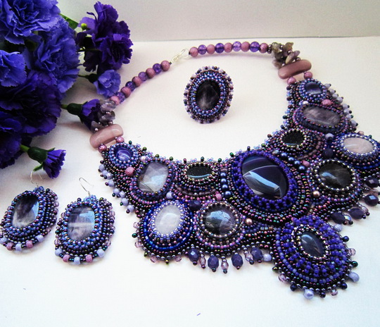 Beautiful embroidered jewelry by Zana Pancirova | Beads Magic | Bloglovin’