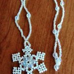 Free pattern for Snowflake pendant free-beading-snowflake-pendant-pattern-1-2016