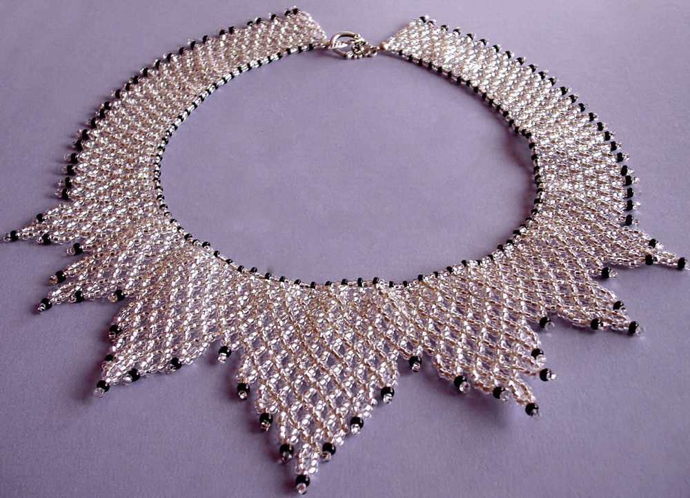 Free pattern for necklace The Silver Shine | Beads Magic