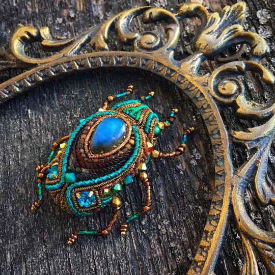 Amazing beaded insects by Lana Evgan Beads Magic