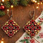 free-beading-tutorial-beaded earrings-pattern-video tutorial-superduo-beadweaving-netting-christmas diy-1-2